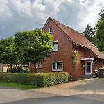 Hébergement de vacances In Oerrel Mit Pool